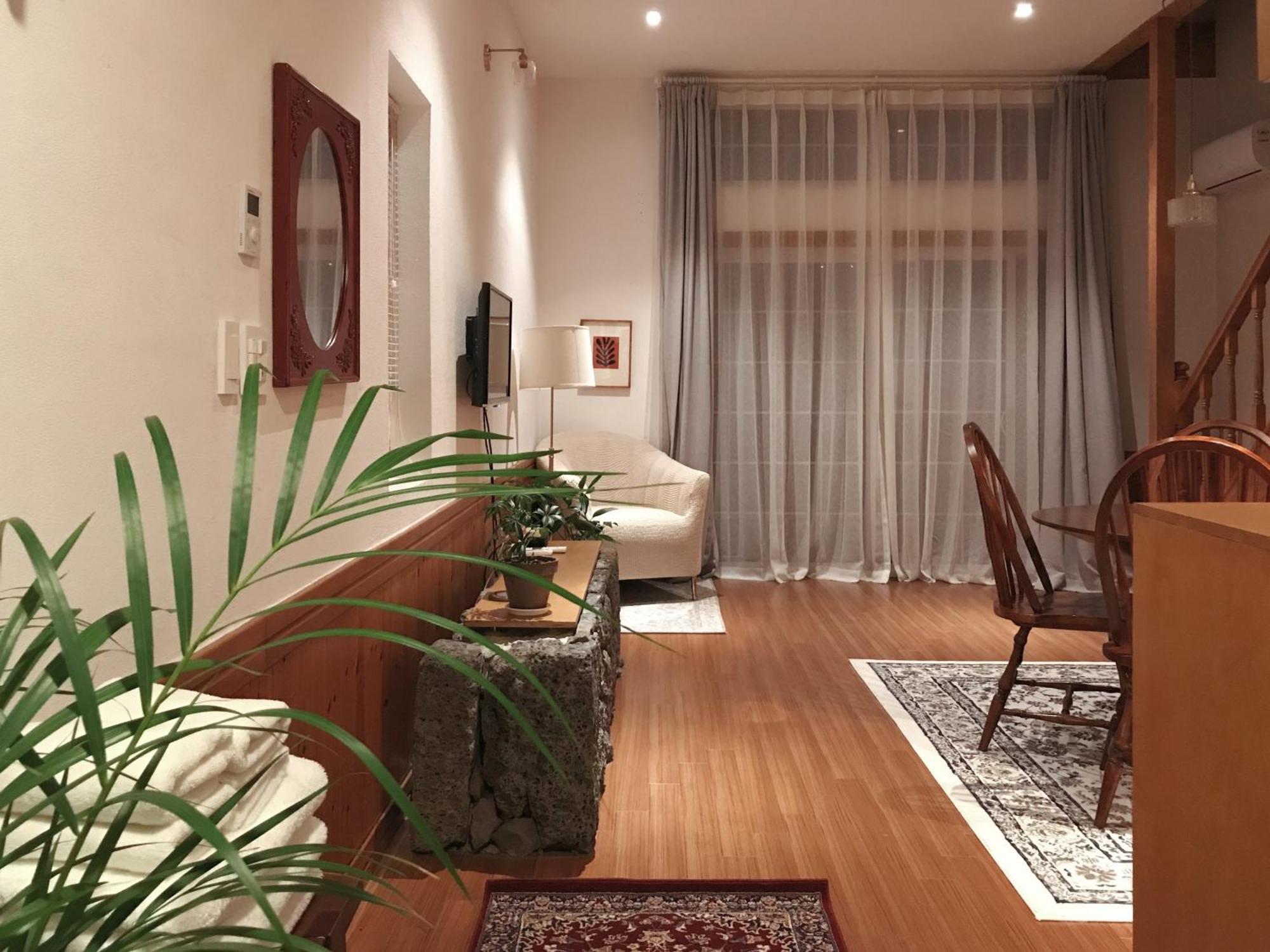 At Corner Resort & Garden 제주 외부 사진